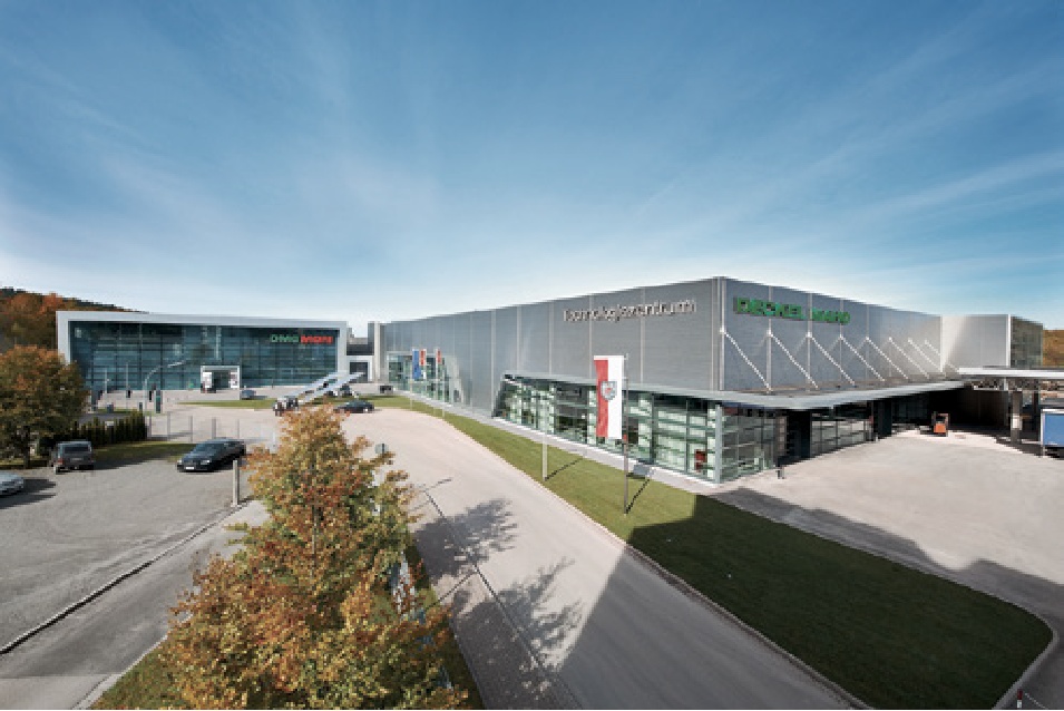 Technologiezentrum in Seebach, Figure: DECKEL MAHO Seebach GmbH (Auftraggeberin)